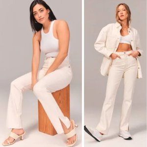 Abercrombie & Fitch 90s Straight Ultra High Rise Jeans Cream with Side Vent Hem